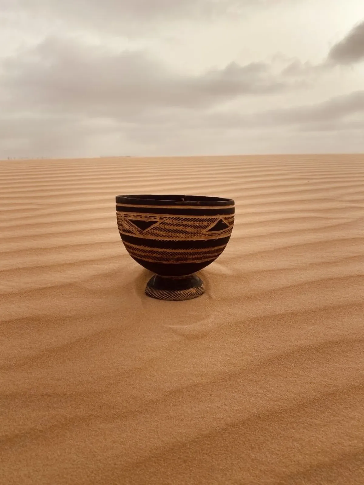 Mauritanian tea poured into small glasses